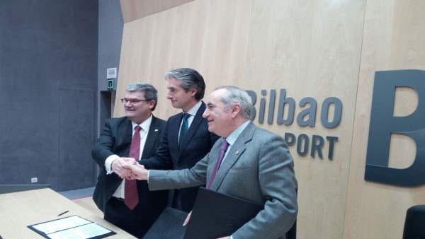 Firma convenio obras relleno Canal de Deusto Firma convenio obras relleno Canal de Deusto