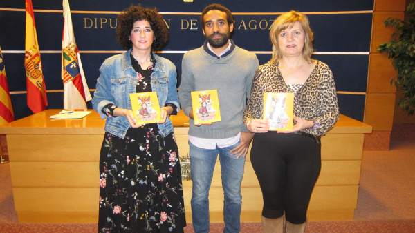 García Juango, Nso y la técnico del área de Participación han presentado la guía García Juango, Nso y la técnico del área de Participación han presentado la guía