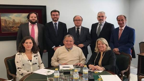 Jurado del Premio a la Iniciativa Empresarial Jurado del Premio a la Iniciativa Empresarial
