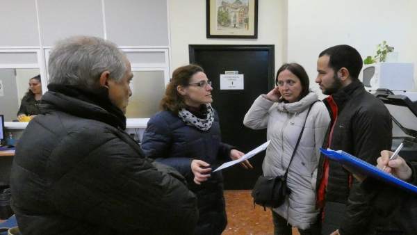 Rojas se reúne con trabajadores de los distritos. Rojas se reúne con trabajadores de los distritos.