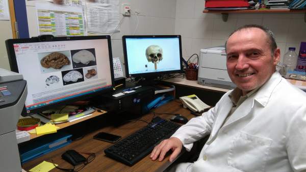 El forense Fernando Serrulla de la Unidad de Antropologia Forense del Imelga. El forense Fernando Serrulla de la Unidad de Antropologia Forense del Imelga.