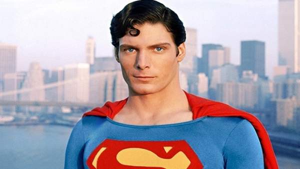 El icónico Superman de Christopher Reeve El icónico Superman de Christopher Reeve