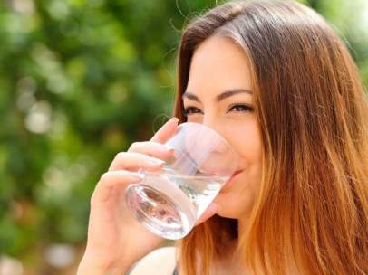 Beber agua