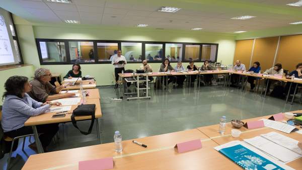 Reunión para elaborar las bases de los presupuestos participativos Reunión para elaborar las bases de los presupuestos participativos