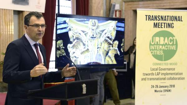 El alcalde de Murcia, durante el acto El alcalde de Murcia, durante el acto