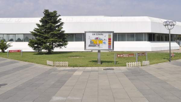 Fábrica de Opel en Figueruelas (Zaragoza) Fábrica de Opel en Figueruelas (Zaragoza)