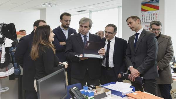 De la Sierra visita el Palacio de Justicia y las instalaciones del nuevo juzgado De la Sierra visita el Palacio de Justicia y las instalaciones del nuevo juzgado