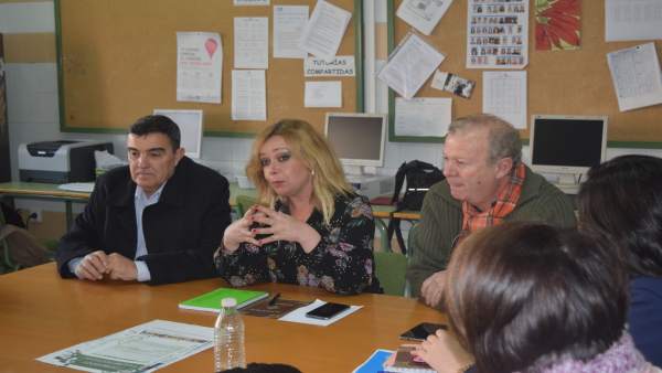 1 Nota Junta (Presentación Mejoras Educativas San Juan Y Niebla) 1 Nota Junta (Presentación Mejoras Educativas San Juan Y Niebla)