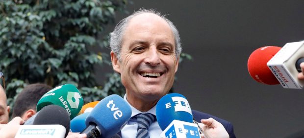 Camps niega la financiación ilegal del PP