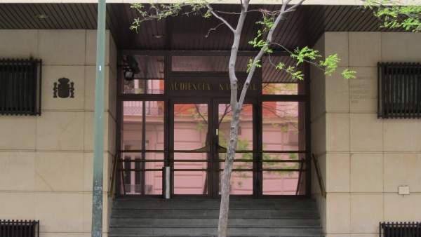 Fachada De La Audiencia Nacional. Fachada De La Audiencia Nacional.