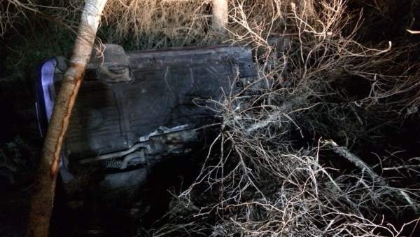 Rescatades dos dones després de caure el seu vehicle per un terraplé a Orihuela Costa (Alacant) Rescatades dos dones després de caure el seu vehicle per un terraplé a Orihuela Costa (Alacant)