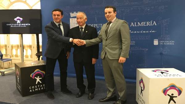 Diputación y Hoteles Playa han firmado el convenio de colaboración este jueves. Diputación y Hoteles Playa han firmado el convenio de colaboración este jueves.