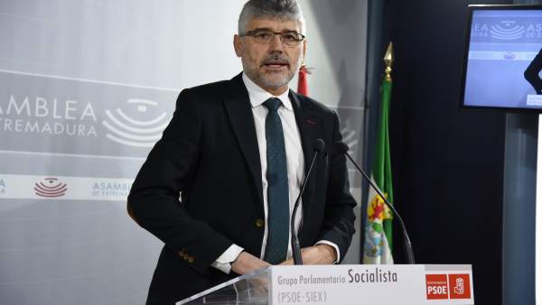 Portavoz del Grupo Parlamentario Socialista, Valentín García Portavoz del Grupo Parlamentario Socialista, Valentín García