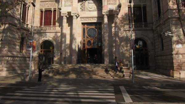 Fachada del Palau de Justícia, sede del TSJC y de la Audiencia de Barcelona Fachada del Palau de Justícia, sede del TSJC y de la Audiencia de Barcelona