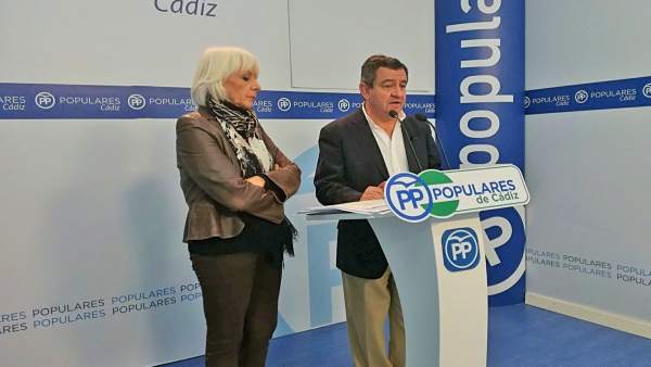 Los populares José Loaiza y Teófila Martínez Los populares José Loaiza y Teófila Martínez