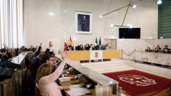 Notas Ayto. Almería (2) Pleno Aprobación Inicial Presupuesto Municipal 2018 / Ag Notas Ayto. Almería (2) Pleno Aprobación Inicial Presupuesto Municipal 2018 / Ag