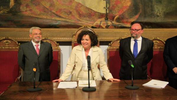 Pilar Aranda, rectora de la UGR Pilar Aranda, rectora de la UGR
