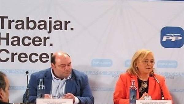 Agustín Iglesias Caunedo y Mercedes Fernández. Agustín Iglesias Caunedo y Mercedes Fernández.