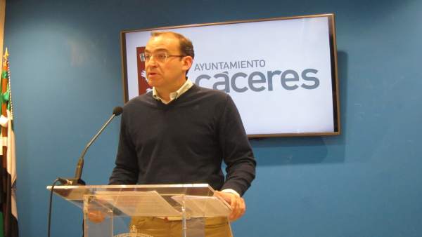 Rafael Mateos, portavoz del Ayuntamiento de Cáceres Rafael Mateos, portavoz del Ayuntamiento de Cáceres