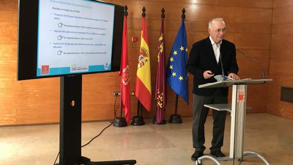 El concejal de Urbanismo, Medio Ambiente y Huerta, Antonio Navarro El concejal de Urbanismo, Medio Ambiente y Huerta, Antonio Navarro