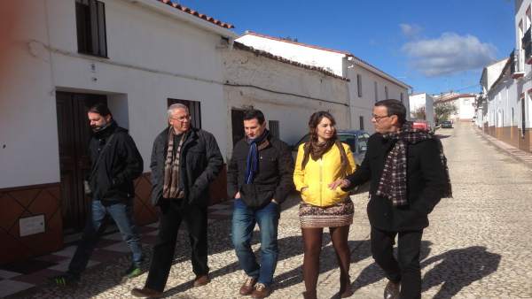 Adjuntamos Nota De Prensa Y Fotos De Hoy, 26 De Enero, Visita Presidente A La Si Adjuntamos Nota De Prensa Y Fotos De Hoy, 26 De Enero, Visita Presidente A La Si