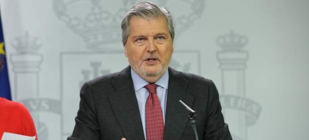 Rueda de prensa de Iñigo Méndez de Vigo tras el Consejo de Ministros