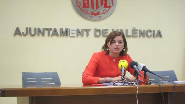 Sandra Gómez espera saber "què ha passat" amb l'infobaròmetre el dilluns Sandra Gómez espera saber "què ha passat" amb l'infobaròmetre el dilluns