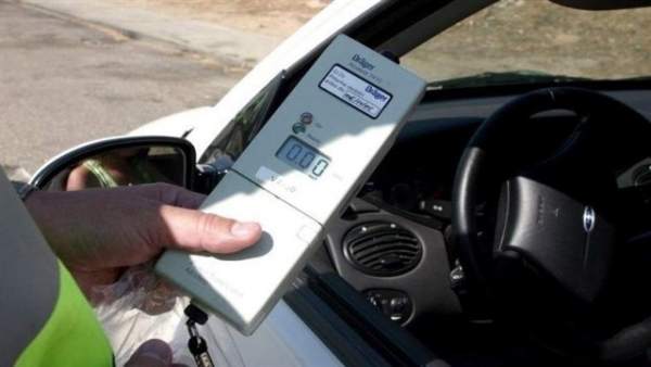 Localitzen drogat per segona vegada al conductor d'un camió de 26.000 quilos a Elx Localitzen drogat per segona vegada al conductor d'un camió de 26.000 quilos a Elx