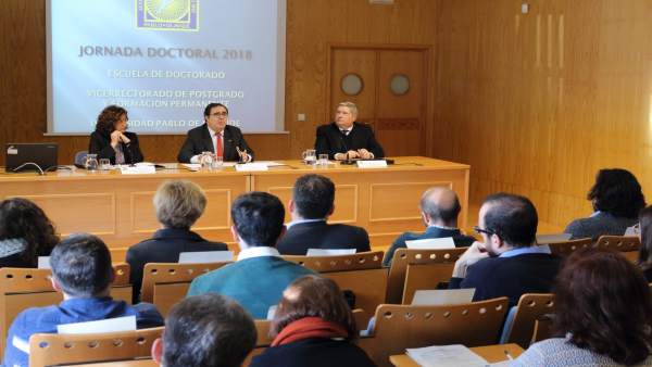 El rector de la UPO inaugura una Jornada Electoral El rector de la UPO inaugura una Jornada Electoral