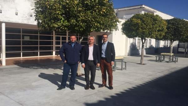 Eliminación de las barreras del CEIP 'Santo Tomás de Aquino' Eliminación de las barreras del CEIP 'Santo Tomás de Aquino'