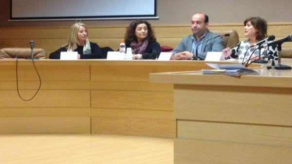 Escuela de madres y padres en Pozo Alcón Escuela de madres y padres en Pozo Alcón