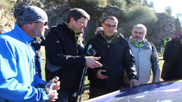 Presentación de ley de caminos públicos en Santa Ana la Real (Huelva) Presentación de ley de caminos públicos en Santa Ana la Real (Huelva)