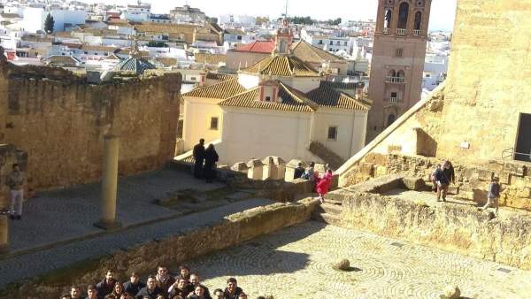 Nuevas Generaciones de Sevilla Nuevas Generaciones de Sevilla