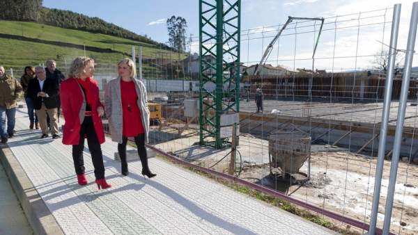 Díaz Tezanos visita las obras del colegio de Renedo Díaz Tezanos visita las obras del colegio de Renedo