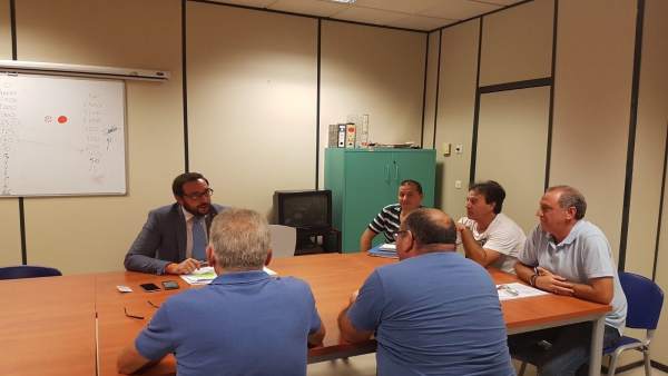 Francisco Moraga, con el comité de empresa de Tussam Francisco Moraga, con el comité de empresa de Tussam