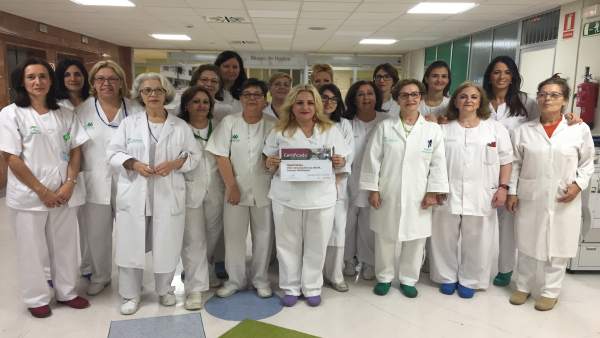Enfermeras premiadas del Hospital Virgen Macarena Enfermeras premiadas del Hospital Virgen Macarena