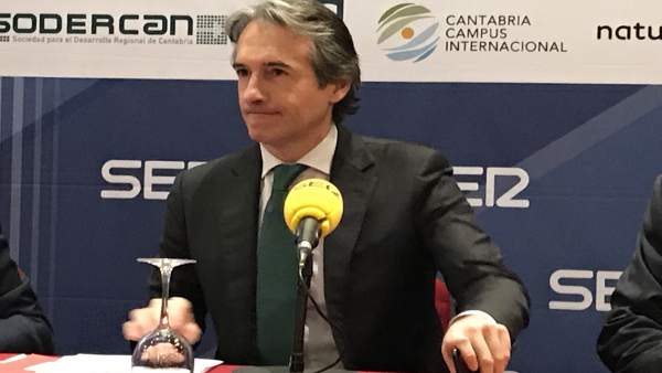 De la Serna en su intervención el Foro de la SER De la Serna en su intervención el Foro de la SER