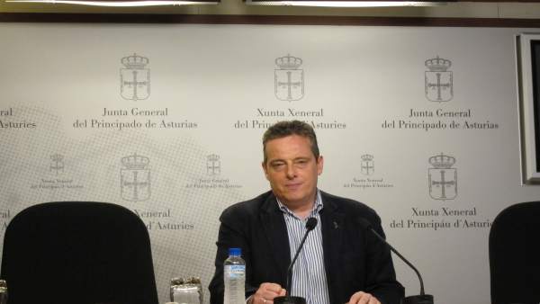 El diputado socialista Marcelino Marcos Líndez El diputado socialista Marcelino Marcos Líndez