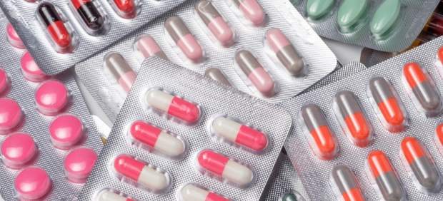 Antibióticos. Fármacos. Blíster. Pastillas.