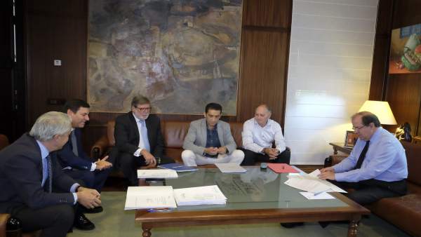Reunión del Diálogo Social de Castilla y León Reunión del Diálogo Social de Castilla y León