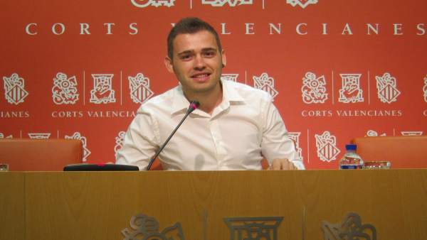 Compromís després del seminari de Vinaròs: "La prioritat absoluta del Consell són les polítiques per a les persones" Compromís després del seminari de Vinaròs: "La prioritat absoluta del Consell són les polítiques per a les persones"