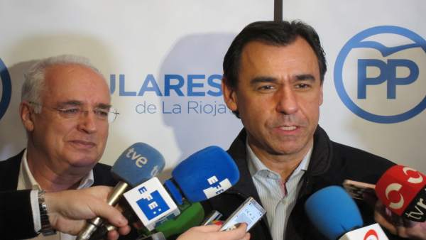 Maillo Junto Con Ceniceros En Logroño Maillo Junto Con Ceniceros En Logroño