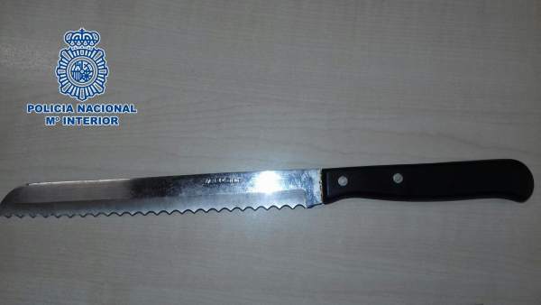 Nota De Prensa: 'Un Policía Nacional Fuera De Servicio Detiene A Un Individuo Qu Nota De Prensa: 'Un Policía Nacional Fuera De Servicio Detiene A Un Individuo Qu
