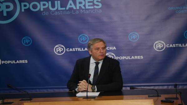 Gpp Clm (Cortes De Voz Y Fotografía) Francisco Cañizares En Rueda De Prensa, 300 Gpp Clm (Cortes De Voz Y Fotografía) Francisco Cañizares En Rueda De Prensa, 300