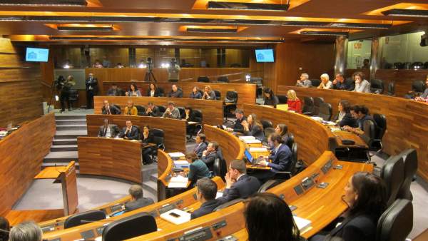 Pleno Junta General, Presupuesto 2017, enmiendas parciales. Pleno Junta General, Presupuesto 2017, enmiendas parciales.