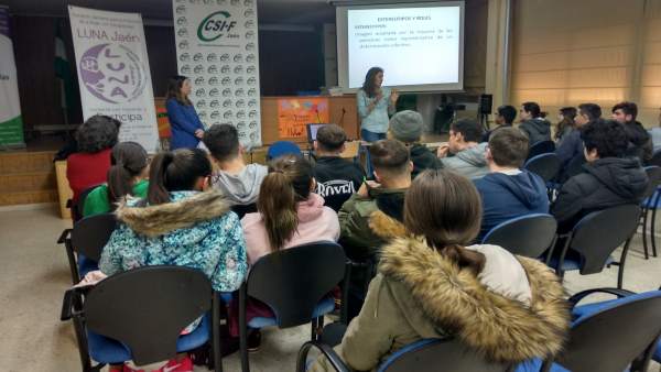 Taller 'Desaprender lo aprendido'. Taller 'Desaprender lo aprendido'.
