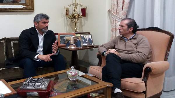 El padre de Mari Luz y el decano del Colegio de Abogados El padre de Mari Luz y el decano del Colegio de Abogados