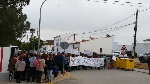 Imagen de la manifestación en Fuentes de Andalucía Imagen de la manifestación en Fuentes de Andalucía