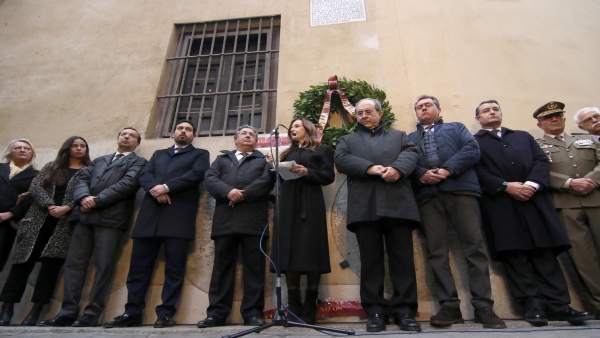 Acto en la calle Don Remondo. Acto en la calle Don Remondo.