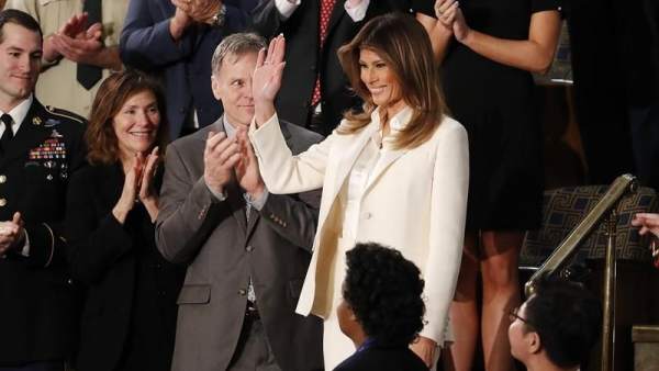 Melania Trump llega al Congreso para el discurso sobre el Estado de la Unión Melania Trump llega al Congreso para el discurso sobre el Estado de la Unión